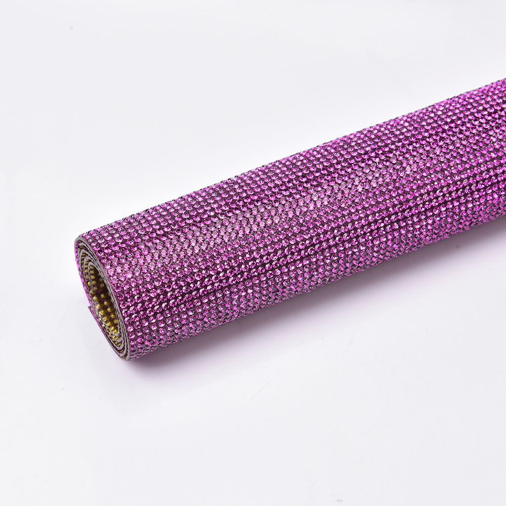 Fuchsia Rhinestone Sticker Tri - Hotfix Rhinestone Sheet recensione e prezzo