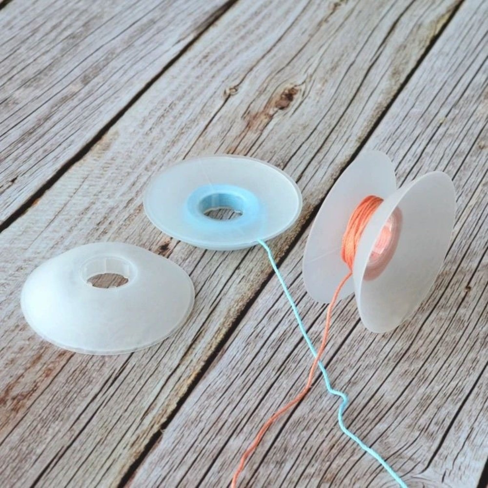 Empty Spools Empty Bobbin Spoo - Organza Ribbon Spool recensione e prezzo