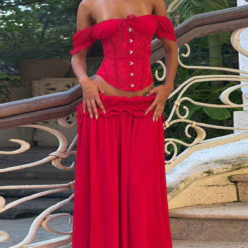 Chic Red Off Shoulder Corset T - Elastic Lace Trim recensione e prezzo