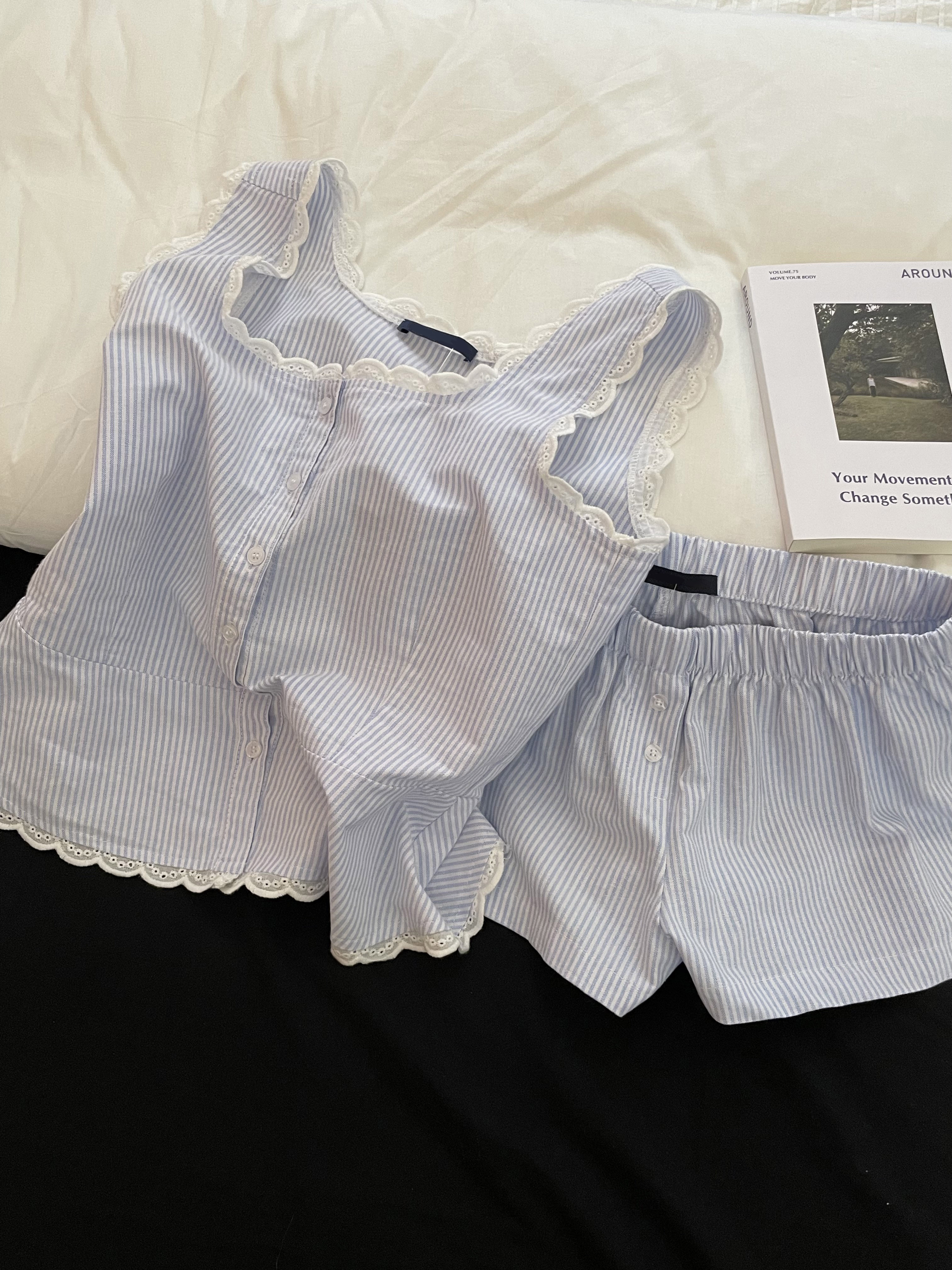 Blue Striped Shorts 2 Piece Se - Elastic Lace Trim recensione e prezzo