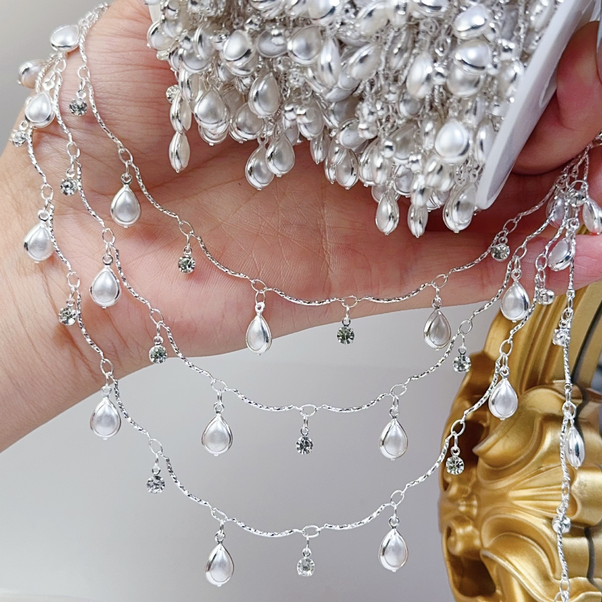 0.5/1/2M Exquisite Curved Stic - Pearl Trim Chain recensione e prezzo