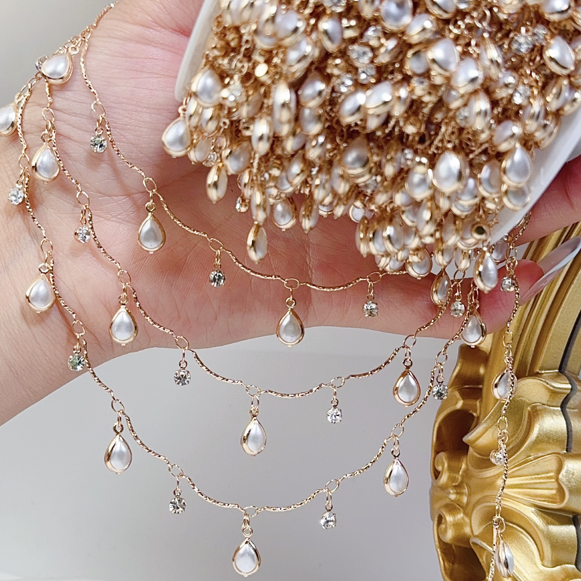 0.5/1/2M Exquisite Curved Stic - Pearl Trim Chain recensione e prezzo