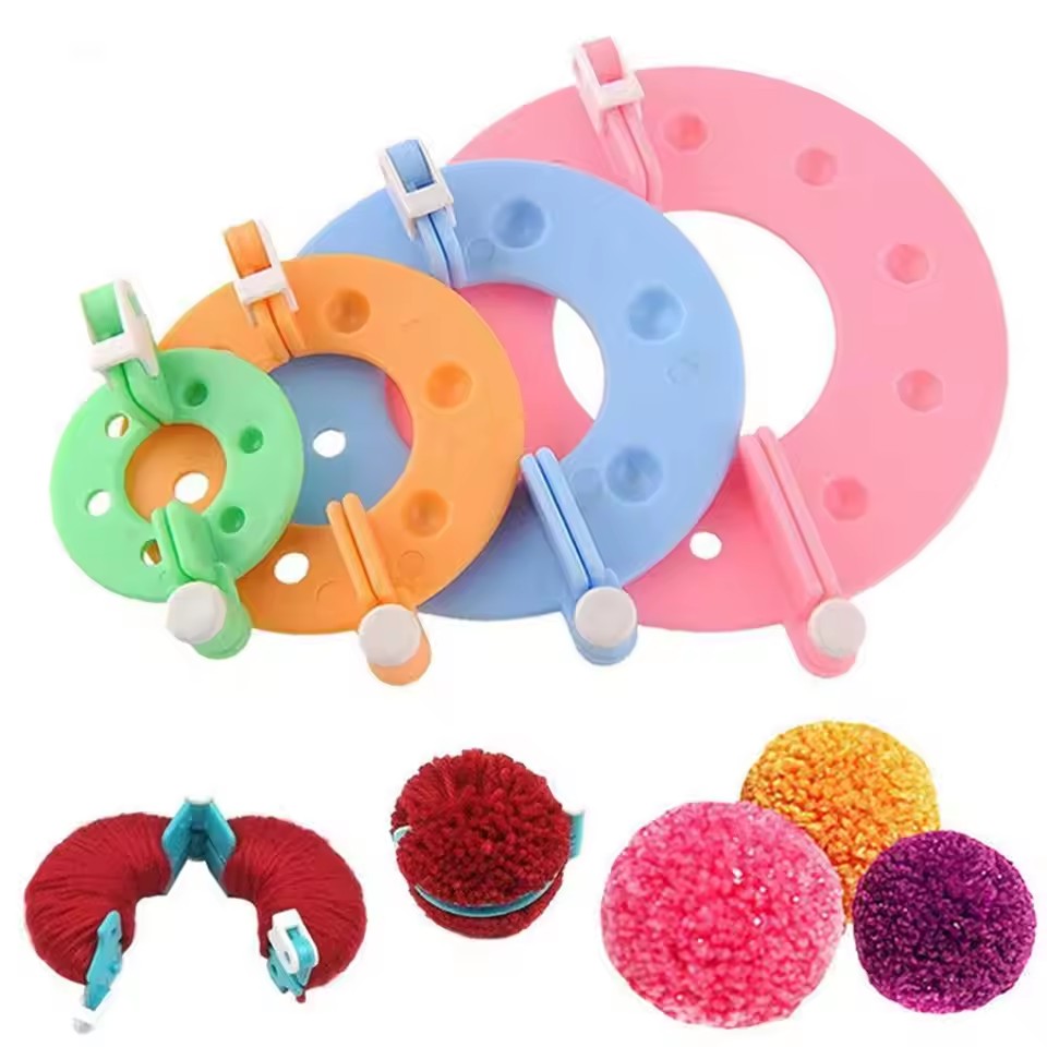 8PCS 4 Sizes Fluff Ball Weaver - Pom Pom Maker Tool recensione e prezzo