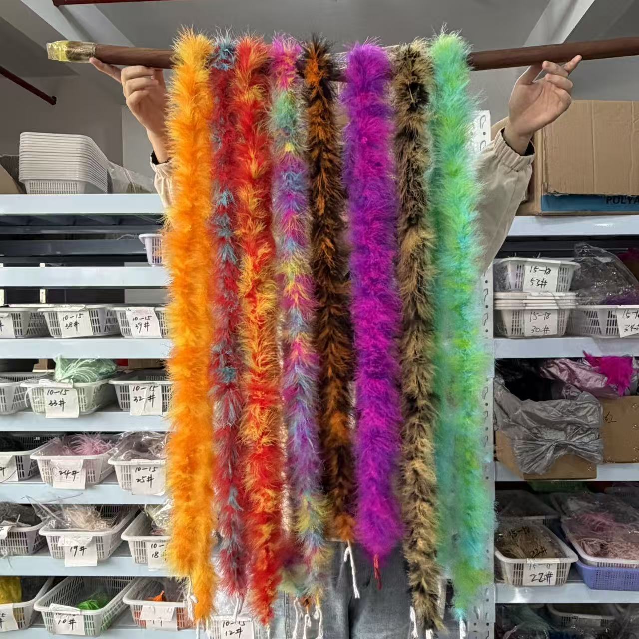 Multicolored 2Meters Marabou F - Feather Trim Marabou recensione e prezzo