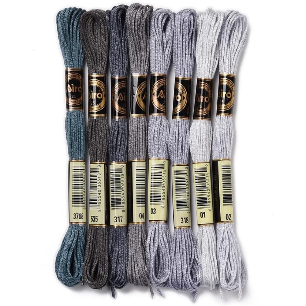 8 Skeins 70 Yards Grey Friends - Embroidery Embellishments recensione e prezzo