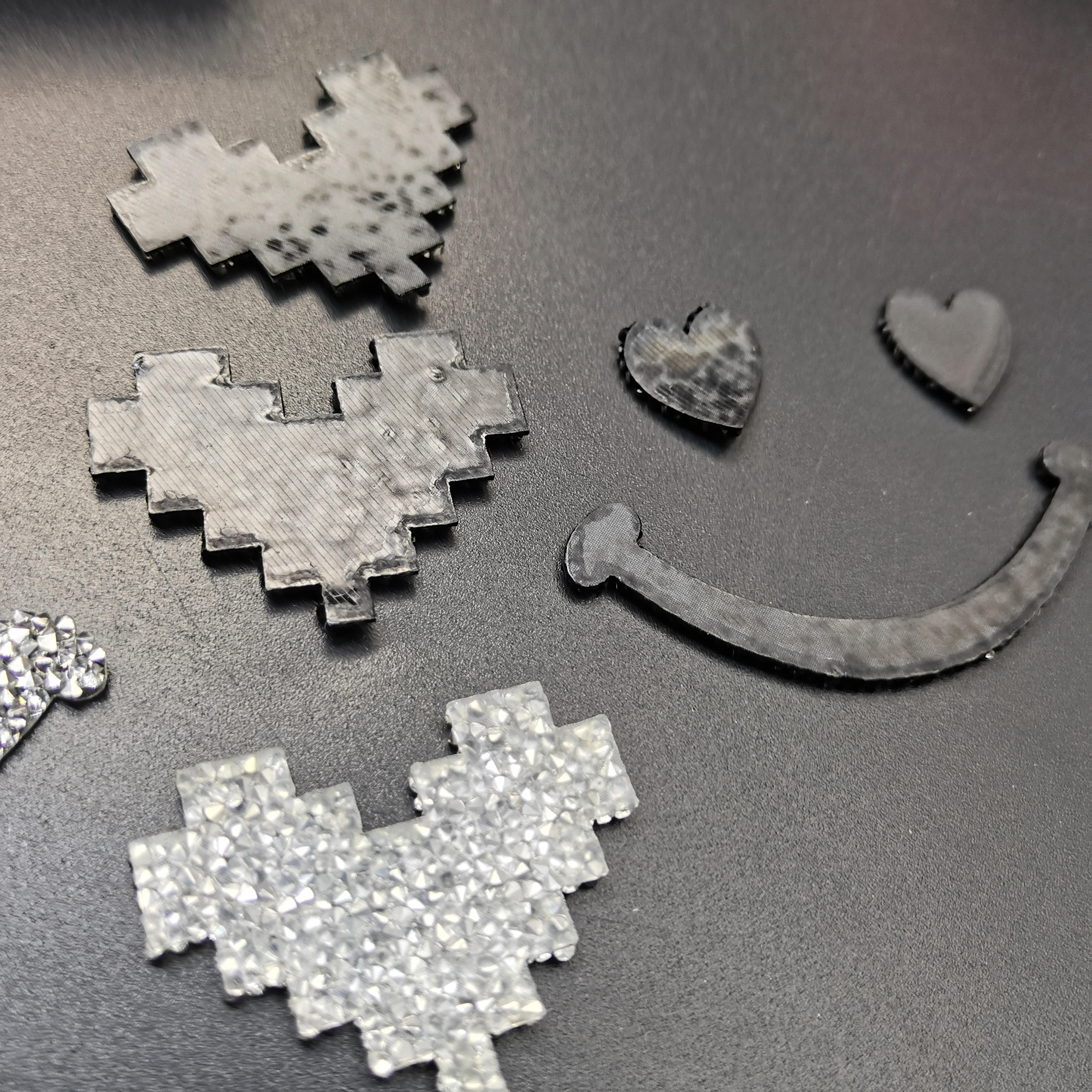 New 3colors Glitter Heart Smil - Hotfix Rhinestone Sheet recensione e prezzo