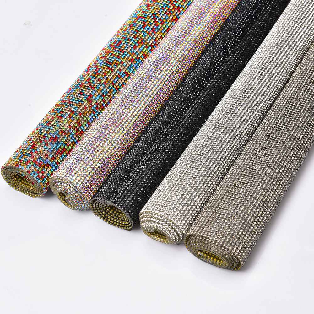 24*40Cm Self Adhesive Rhinesto - Hotfix Rhinestone Sheet recensione e prezzo
