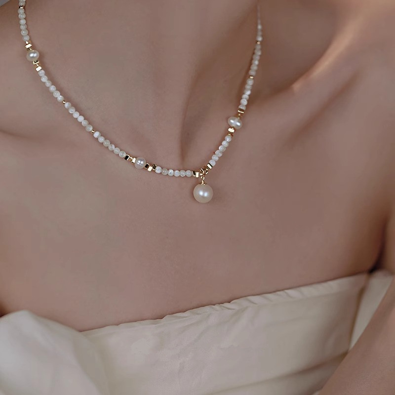 New Style Trendy Natural Fresh - Pearl Trim Chain recensione e prezzo