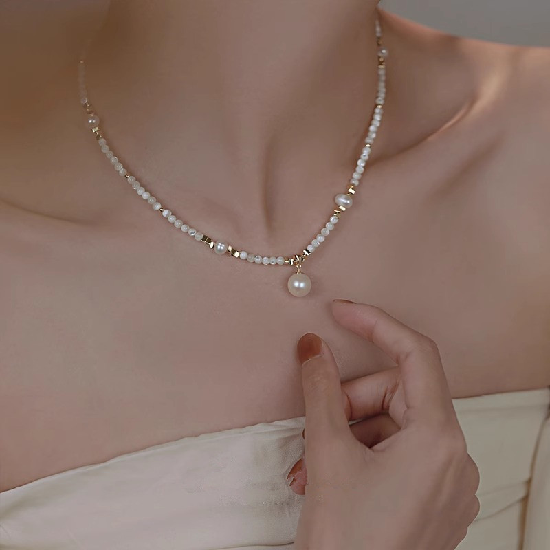 New Style Trendy Natural Fresh - Pearl Trim Chain recensione e prezzo