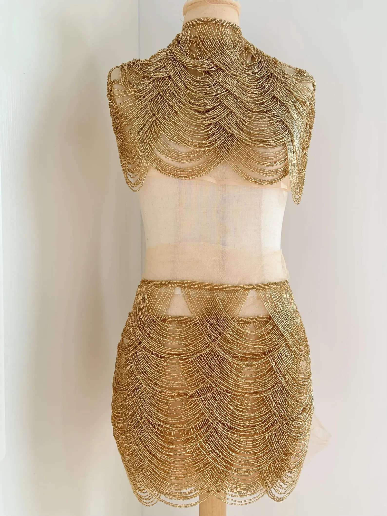 Silver Chains Cape Fabric, Bea - Beaded Trim Fringe recensione e prezzo