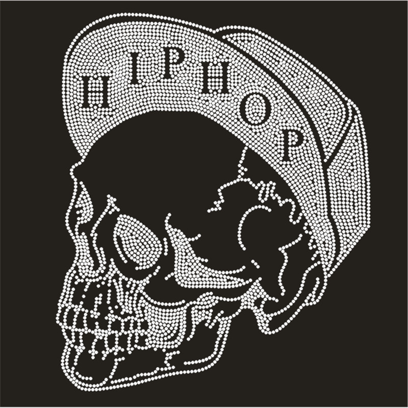 Skull Patch,Iron On Transfers  - Hotfix Rhinestone Sheet recensione e prezzo