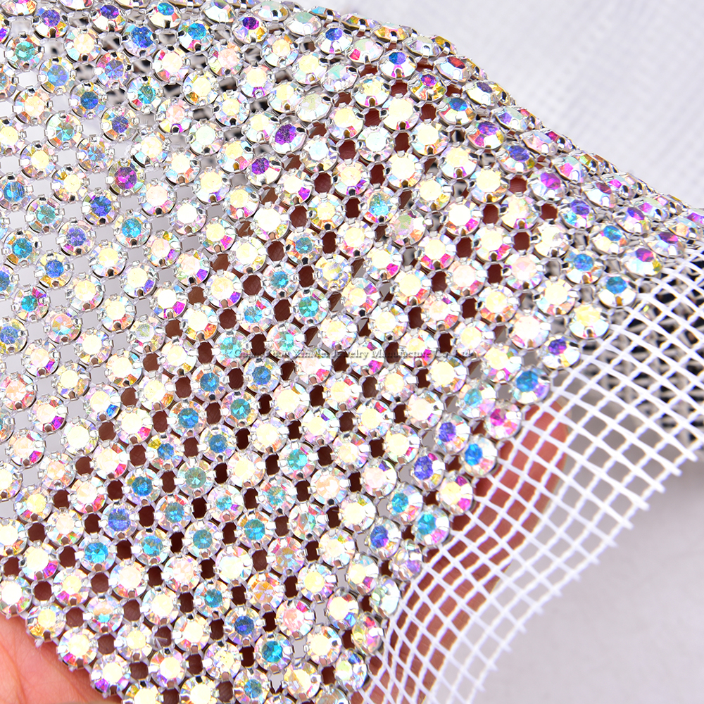 24 Rows Crystal AB Color Bling - Crystal Mesh Fabric recensione e prezzo