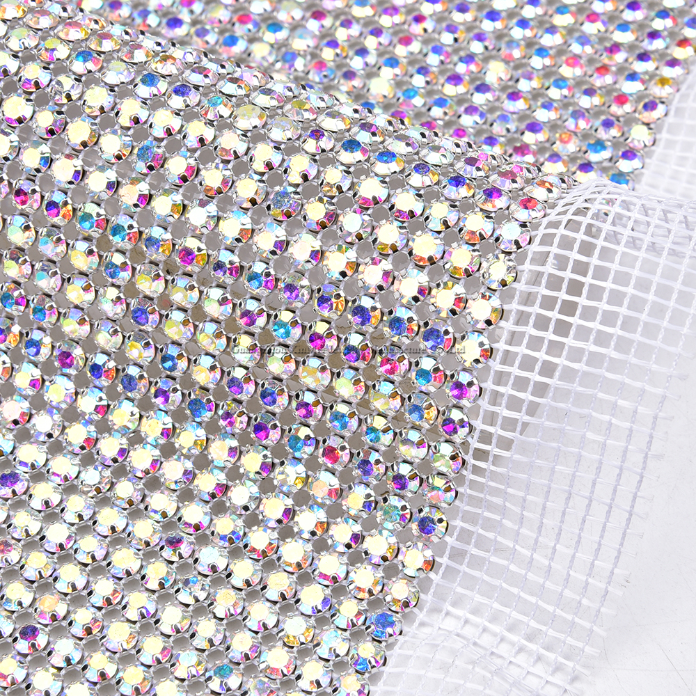 24 Rows Crystal AB Color Bling - Crystal Mesh Fabric recensione e prezzo